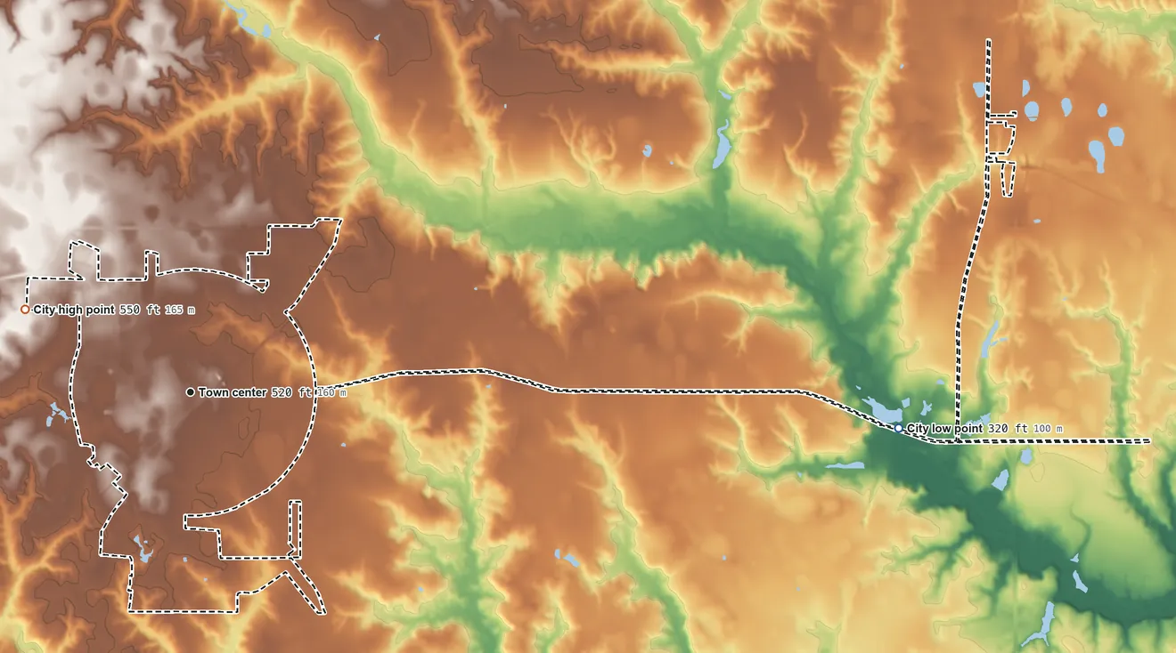 Topographic elevation map of Fort Valley, Georgia, shaded from 320 ft on the east side to 550 ft on the northwest side
