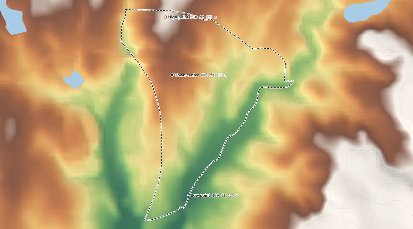 Topographic elevation map of Knoxville, Georgia, shaded from 400 ft on the south side to 510 ft on the north side