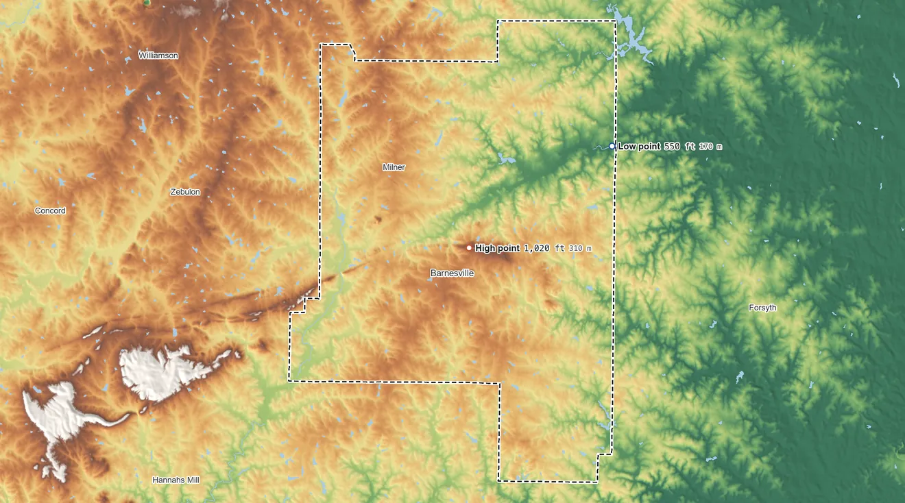 Topographic elevation map of Lamar County, Georgia, shaded from 550 ft on the northeast side to 1,020 ft on Hog Mountain
