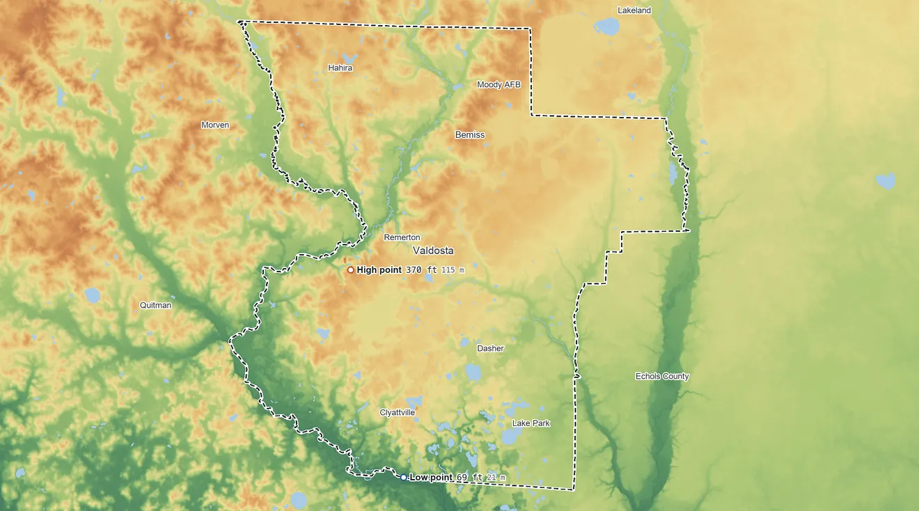 Topographic elevation map of Lowndes County, Georgia, shaded from 69 ft on the south side to 370 ft on the west side