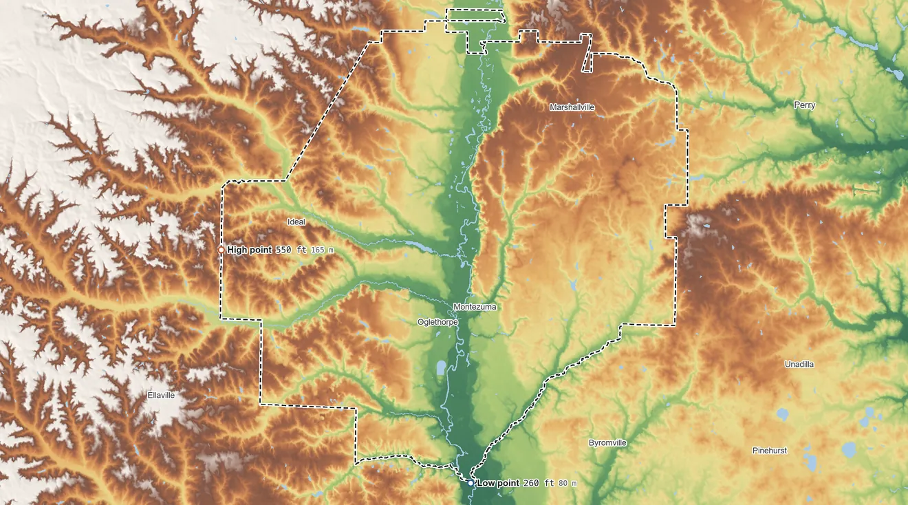 Topographic elevation map of Macon County, Georgia, shaded from 260 ft on the south side to 550 ft on the west side