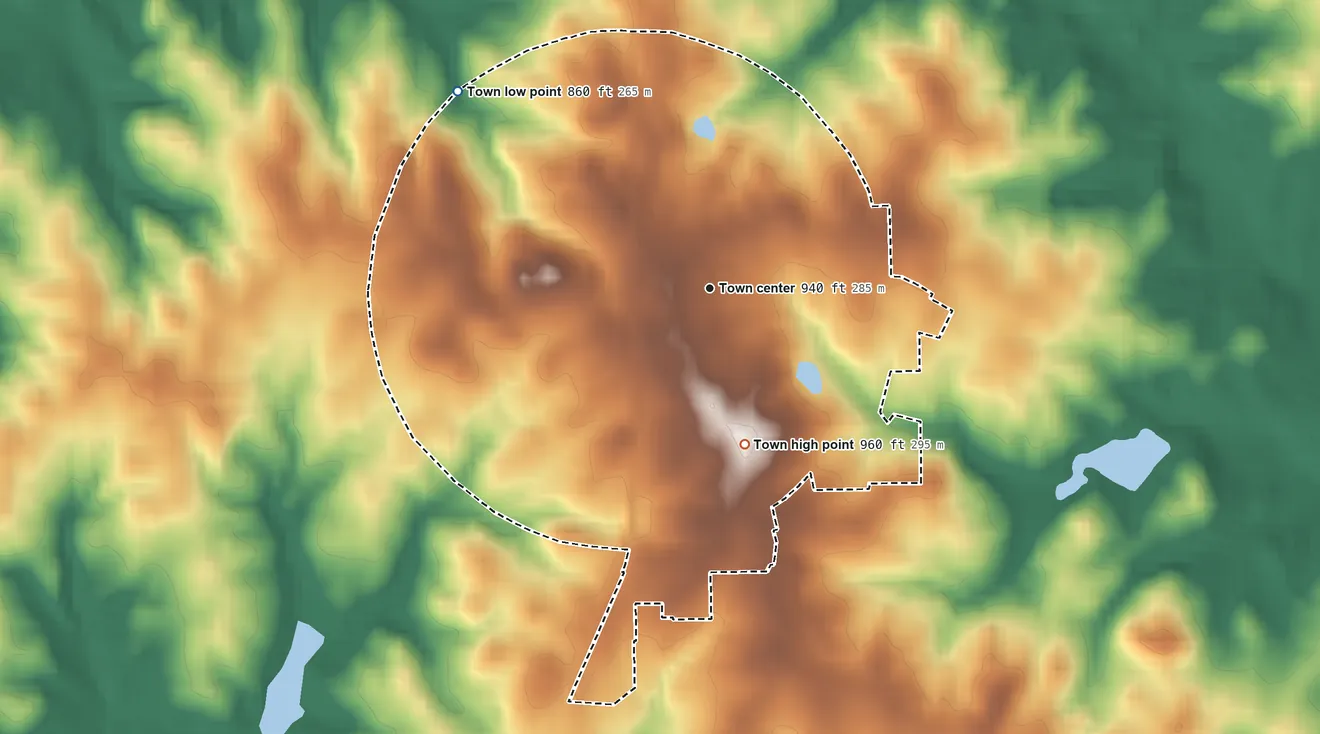 Topographic elevation map of Moreland, Georgia, shaded from 860 ft on the northwest side to 960 ft on the south side
