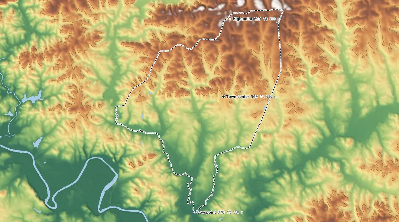 Topographic elevation map of Salem, Georgia, shaded from 370 ft on the south side to 620 ft on the north side