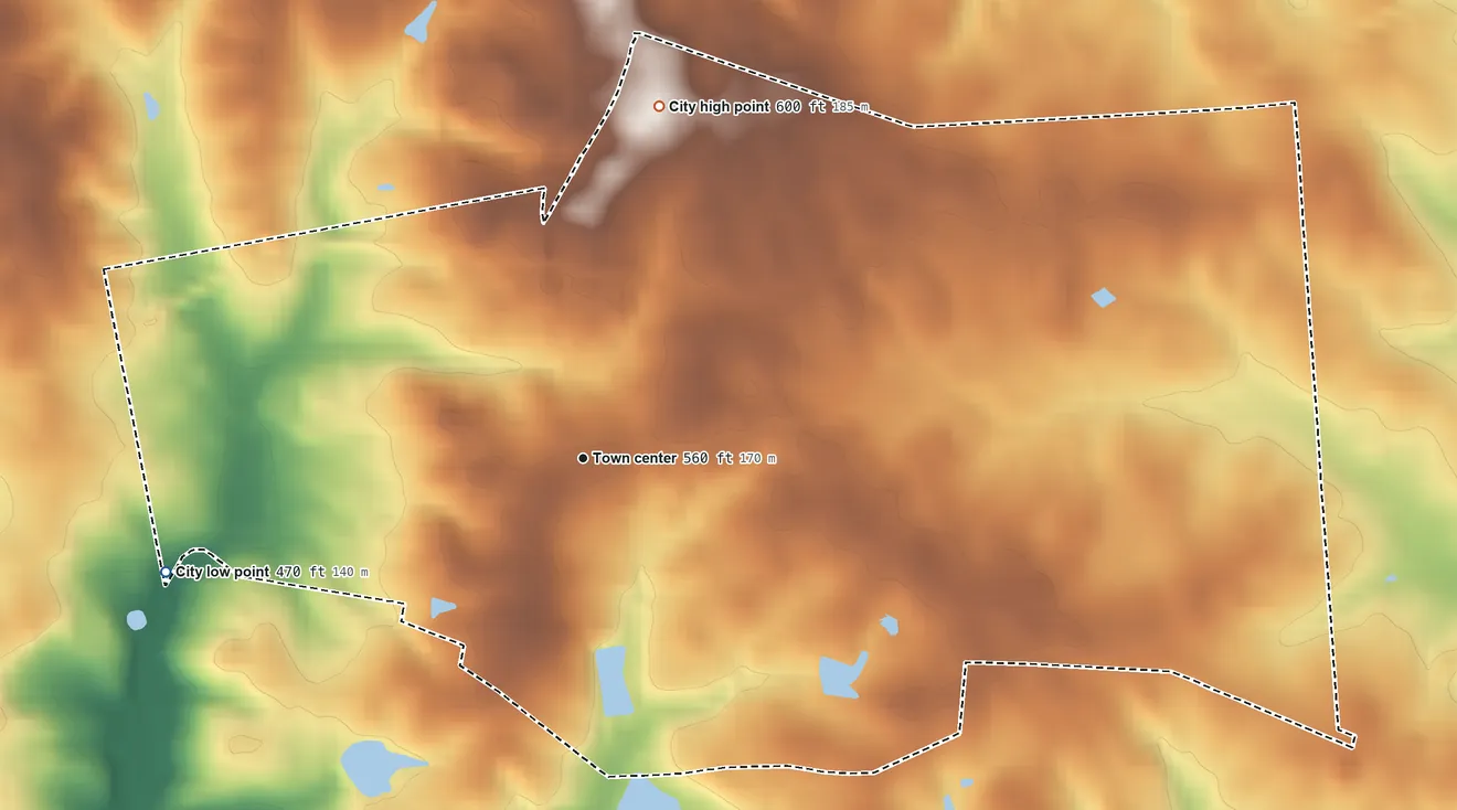 Topographic elevation map of Sparta, Georgia, shaded from 470 ft on the west side to 600 ft on the north side