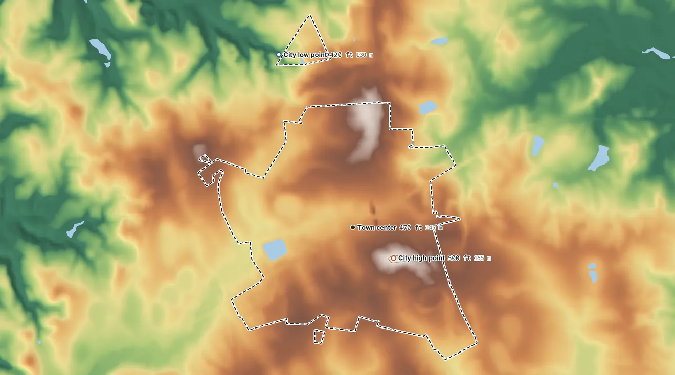 Topographic elevation map of Tennille, Georgia, shaded from 420 ft on the northwest side to 500 ft on the southeast side