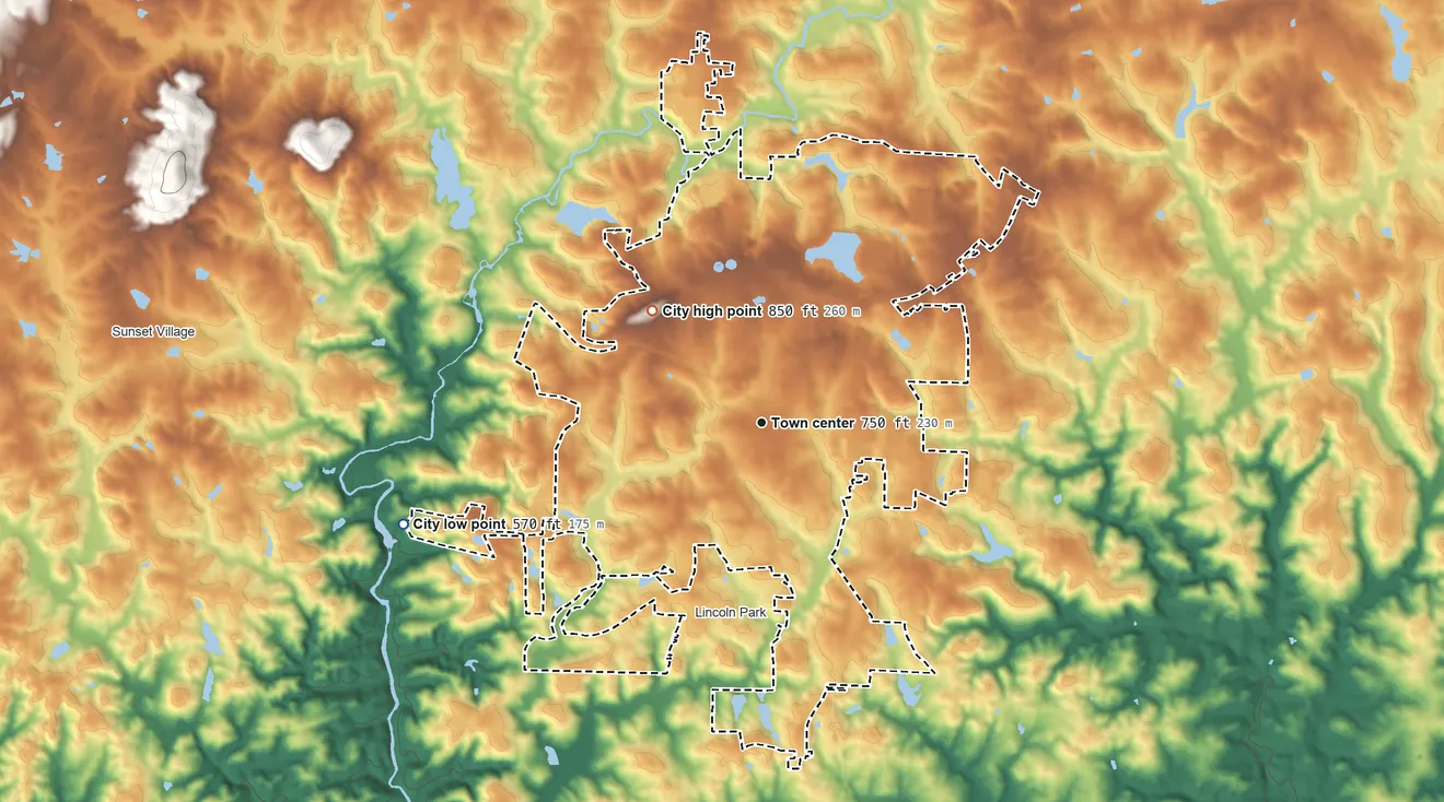 Topographic elevation map of Thomaston, Georgia, shaded from 570 ft on the west side to 850 ft on the northwest side