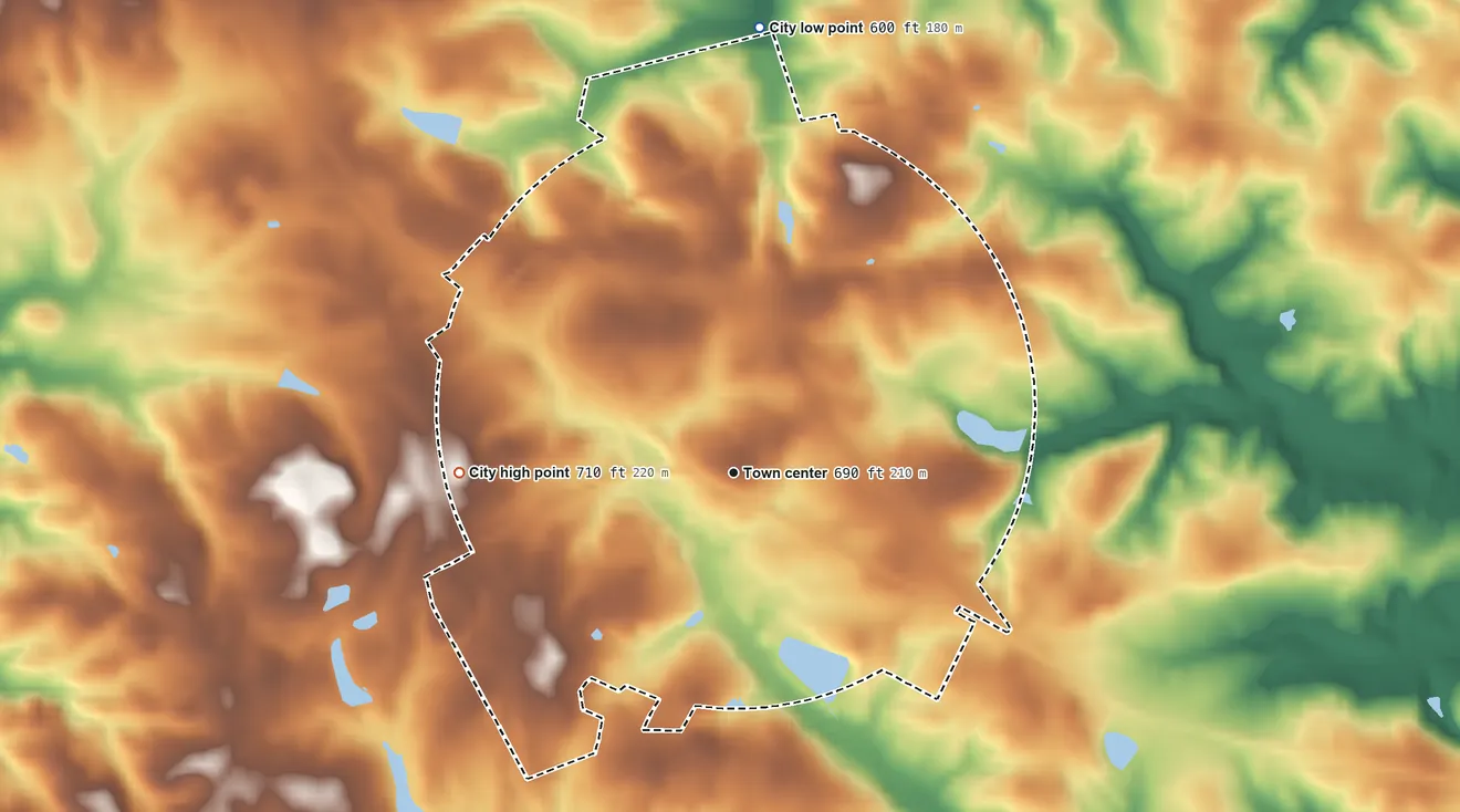 Topographic elevation map of Union Point, Georgia, shaded from 600 ft on the north side to 710 ft on the west side
