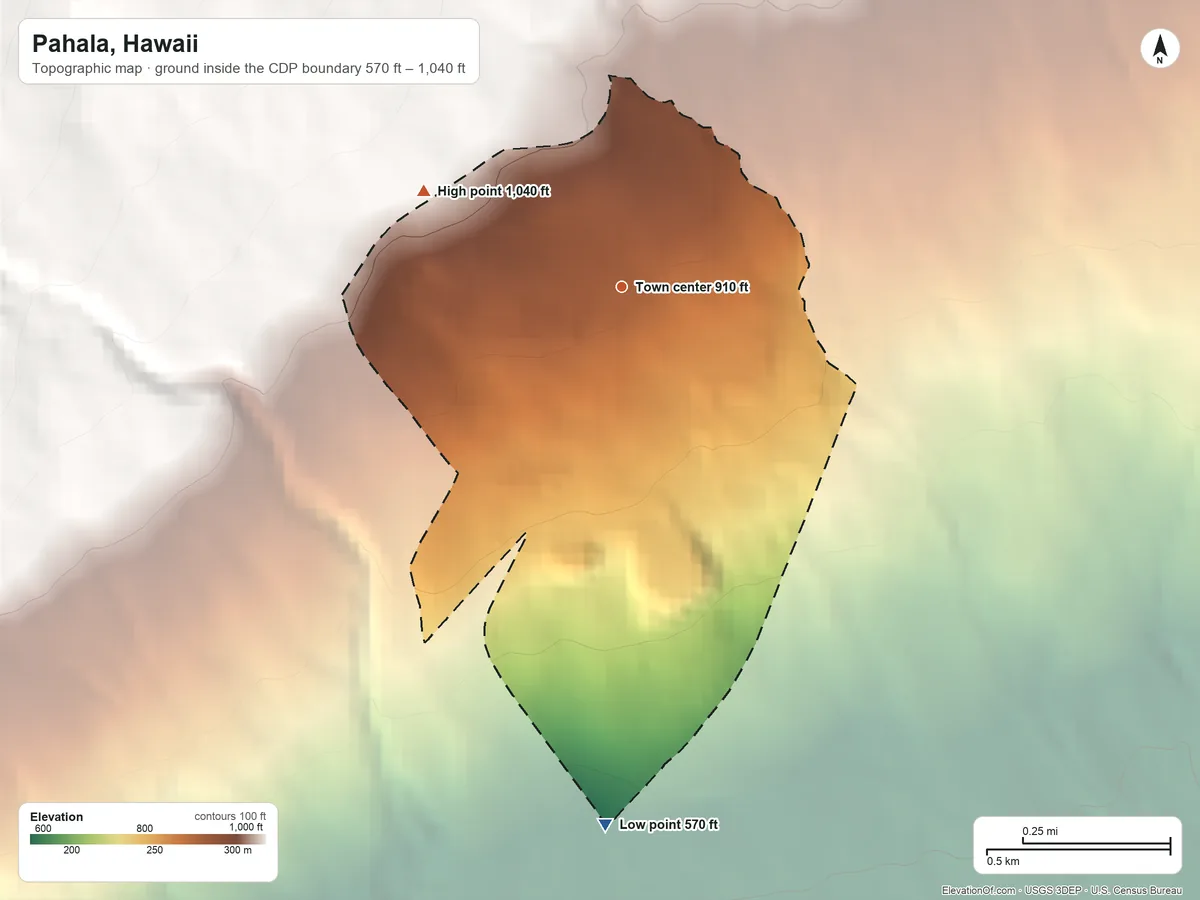 Topographic elevation map of Pahala, Hawaii, shaded from 570 ft on the south side to 1,040 ft at the foot of the Kamakaiʻa Hills