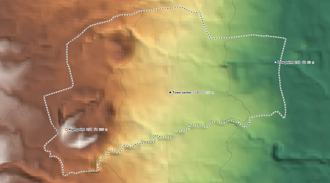 Topographic elevation map of Pepeekeo, Hawaii, shaded from 280 ft on the east side to 850 ft on Kānoa