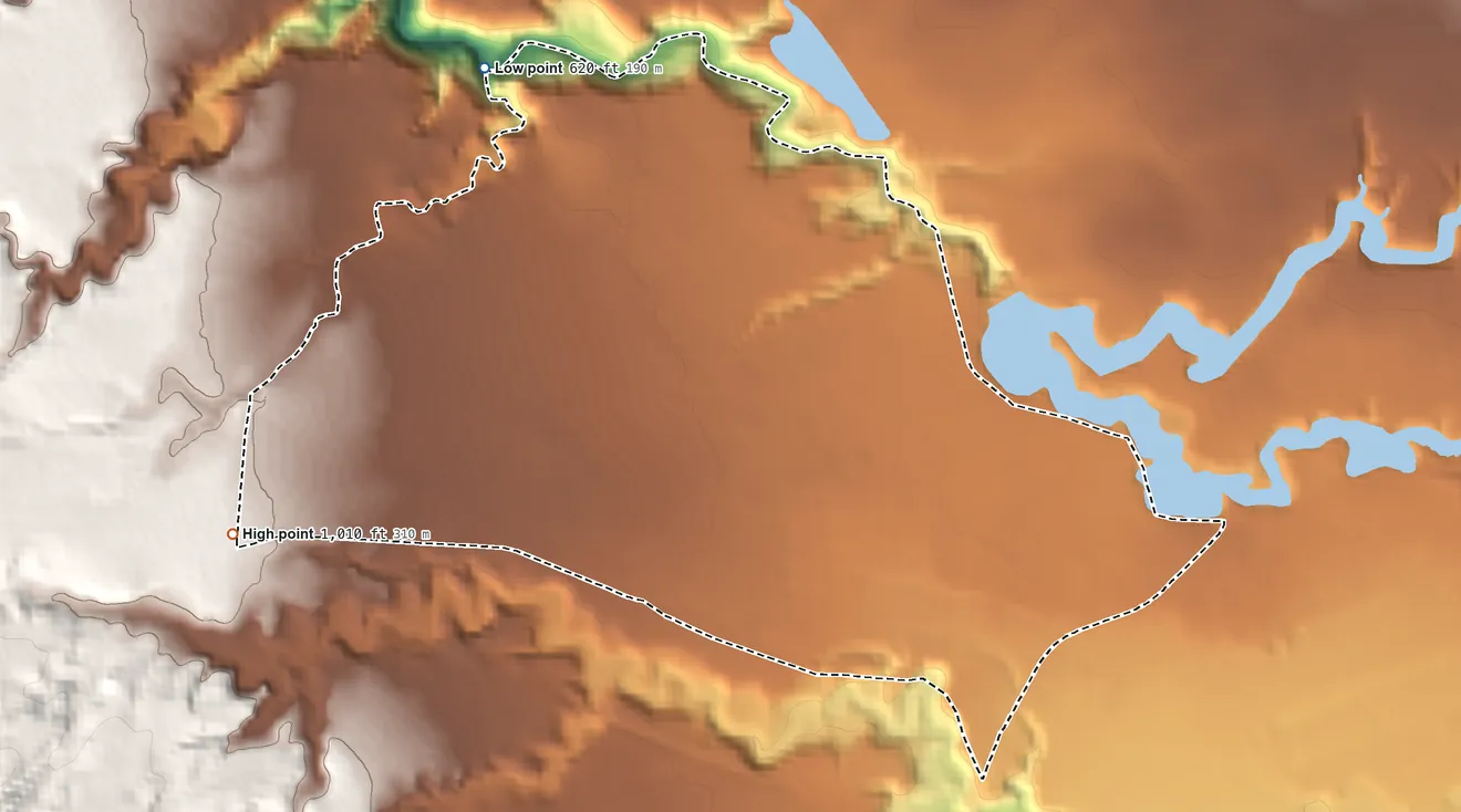 Topographic elevation map of Schofield Barracks, Hawaii, shaded from 620 ft on the northwest side to 1,010 ft at the foot of the Waiʻanae Range