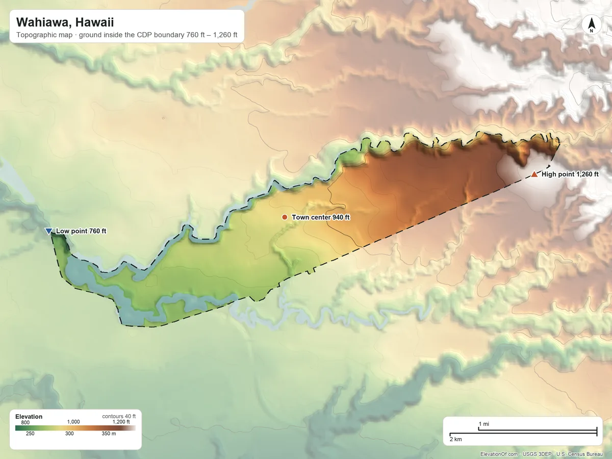 Topographic elevation map of Wahiawa, Hawaii, shaded from 760 ft on the west side to 1,260 ft at the foot of the Waiʻanae Range