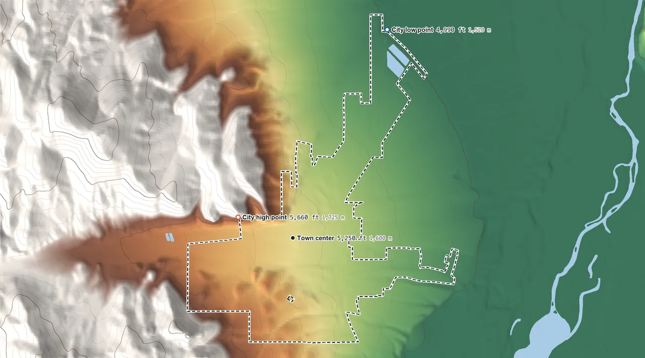 Topographic elevation map of Challis, Idaho, shaded from 4,990 ft on the northeast side to 5,660 ft at the foot of the White Hills