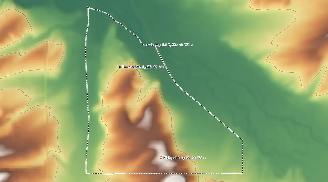 Topographic elevation map of De Smet, Idaho, shaded from 2,550 ft on the northeast side to 2,690 ft on the southeast edge, below higher ground just outside