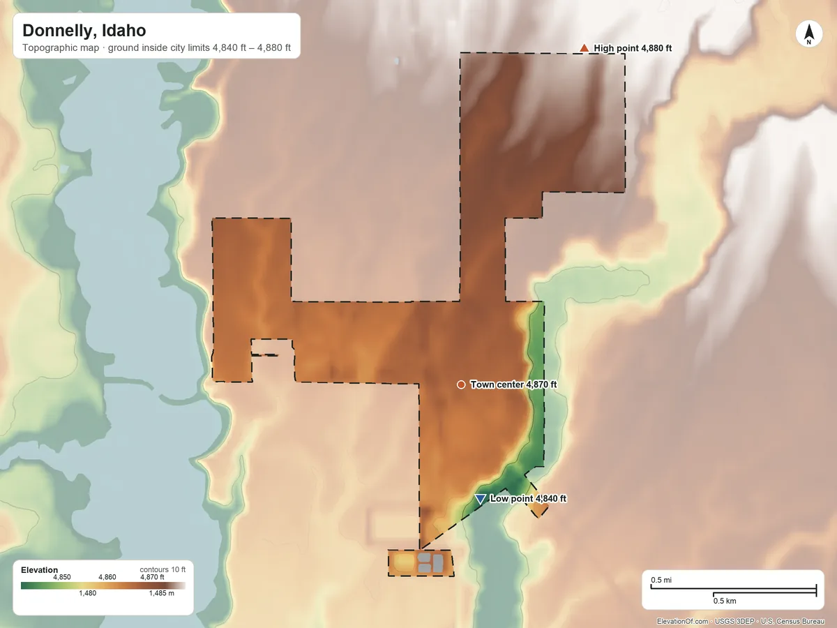 Topographic elevation map of Donnelly, Idaho, shaded from 4,840 ft on the south side to 4,880 ft on the north side
