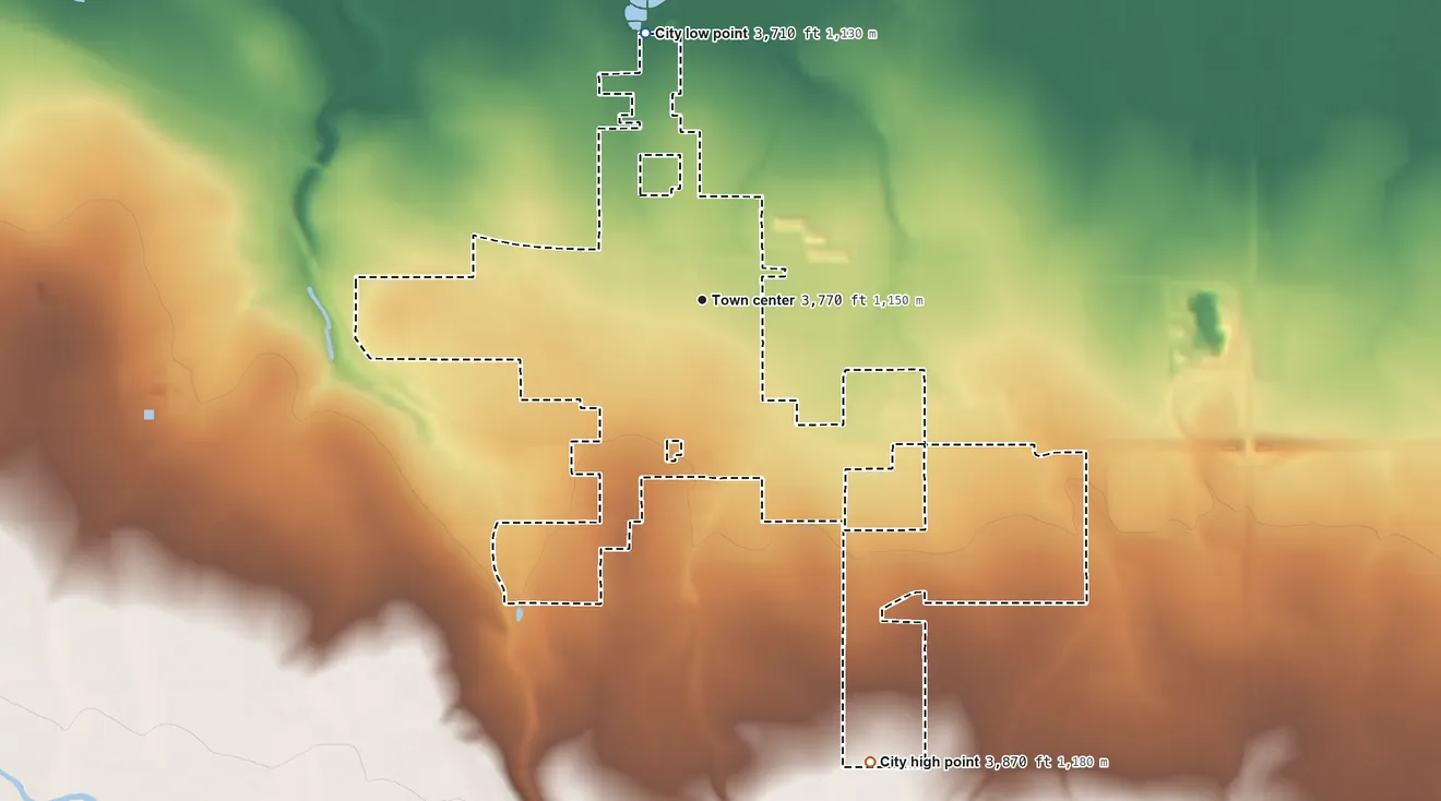 Topographic elevation map of Filer, Idaho, shaded from 3,710 ft on the north side to 3,870 ft on the south side