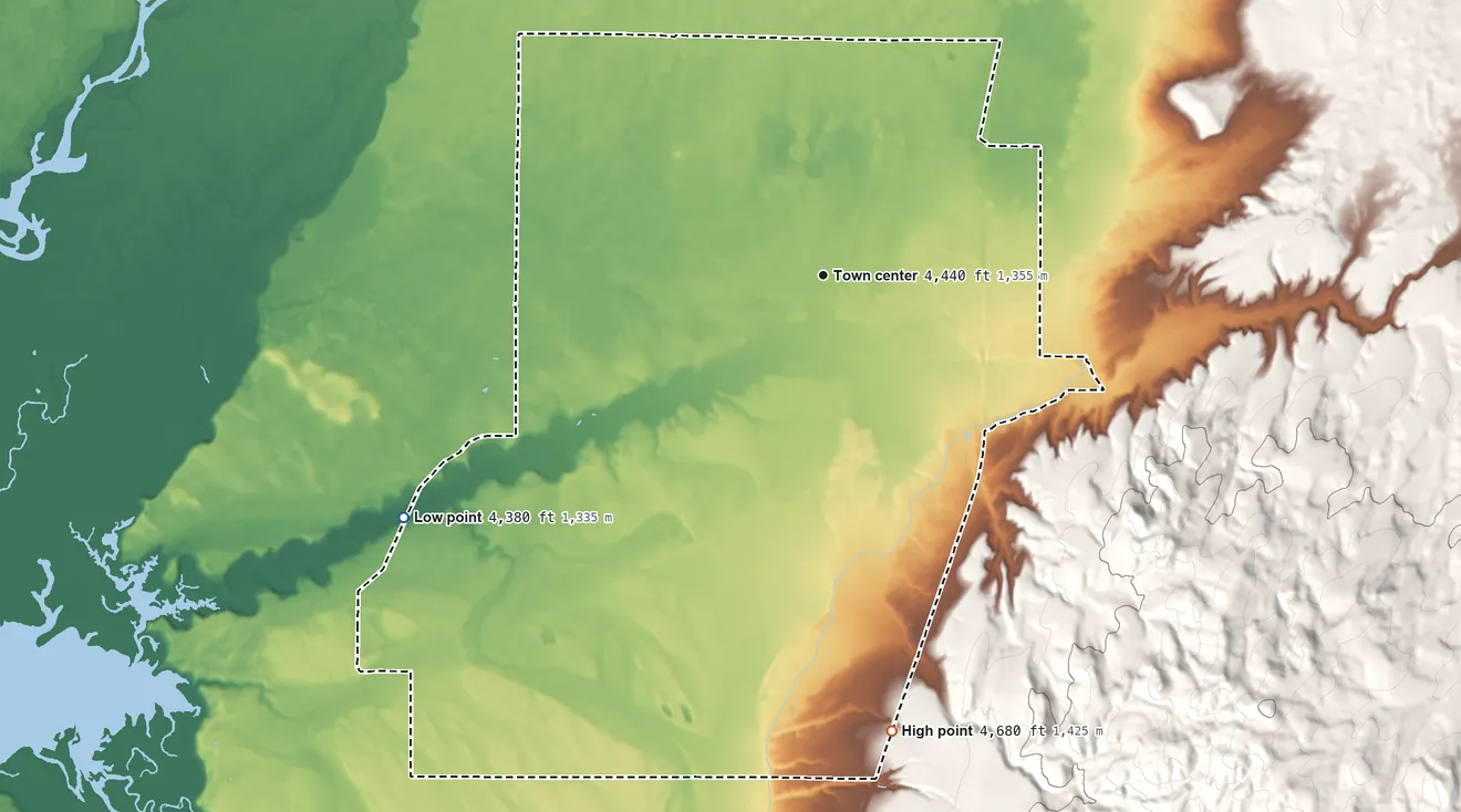 Topographic elevation map of Fort Hall, Idaho, shaded from 4,380 ft on the southwest side to 4,680 ft at the foot of the Pocatello Range