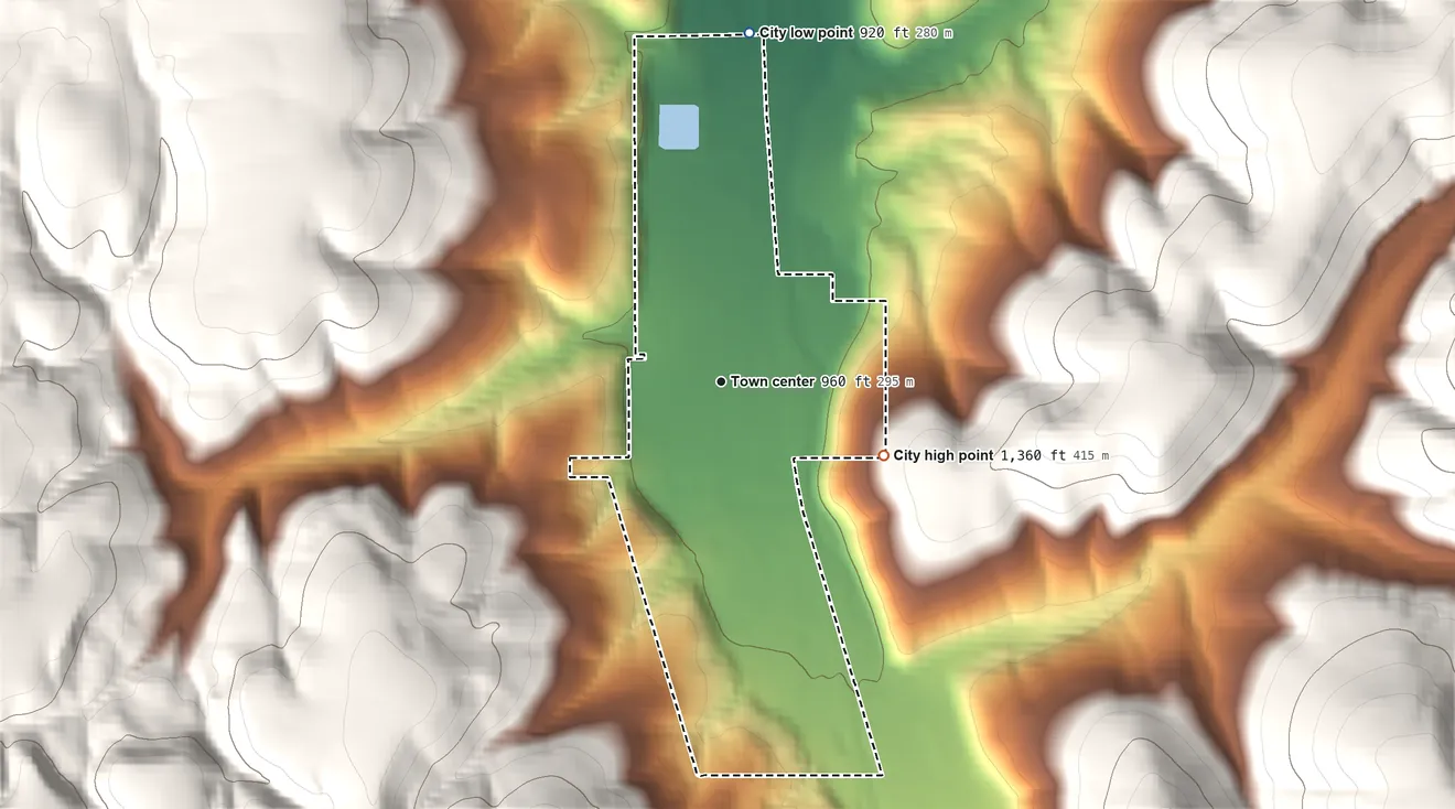 Topographic elevation map of Lapwai, Idaho, shaded from 920 ft on the north side to 1,360 ft on the southeast edge, below higher ground just outside