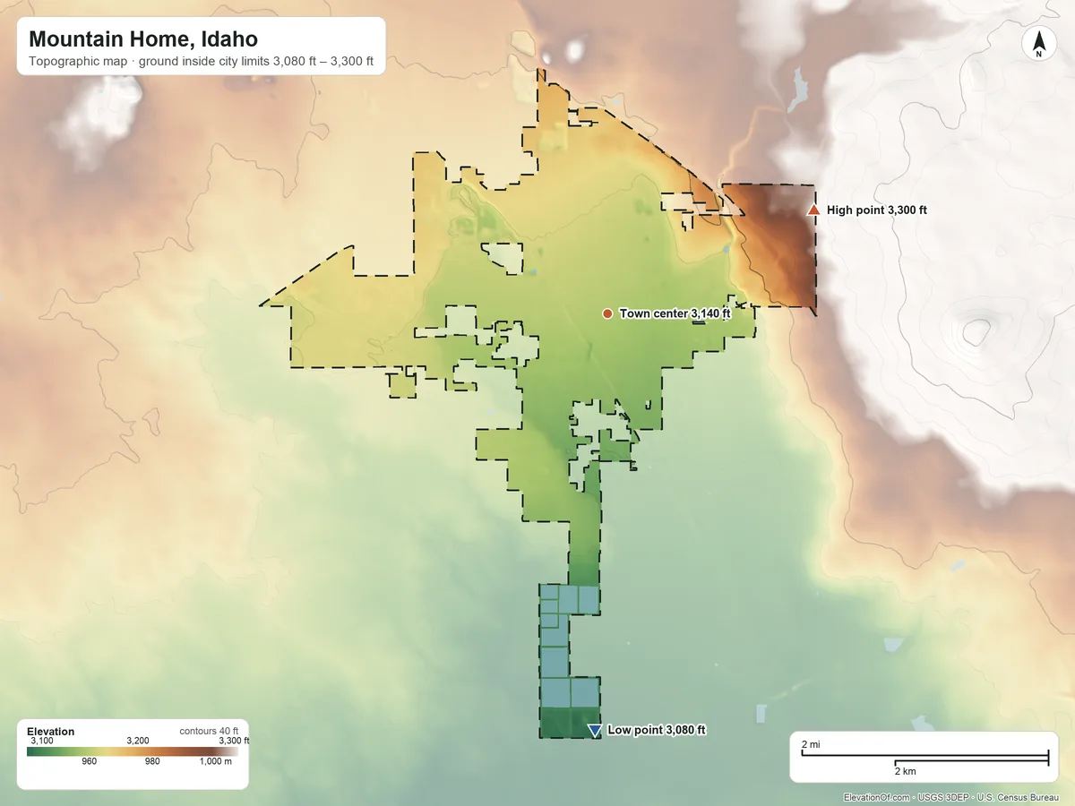 Topographic elevation map of Mountain Home, Idaho, shaded from 3,080 ft on the south side to 3,300 ft at the foot of Mount Bennett Hills
