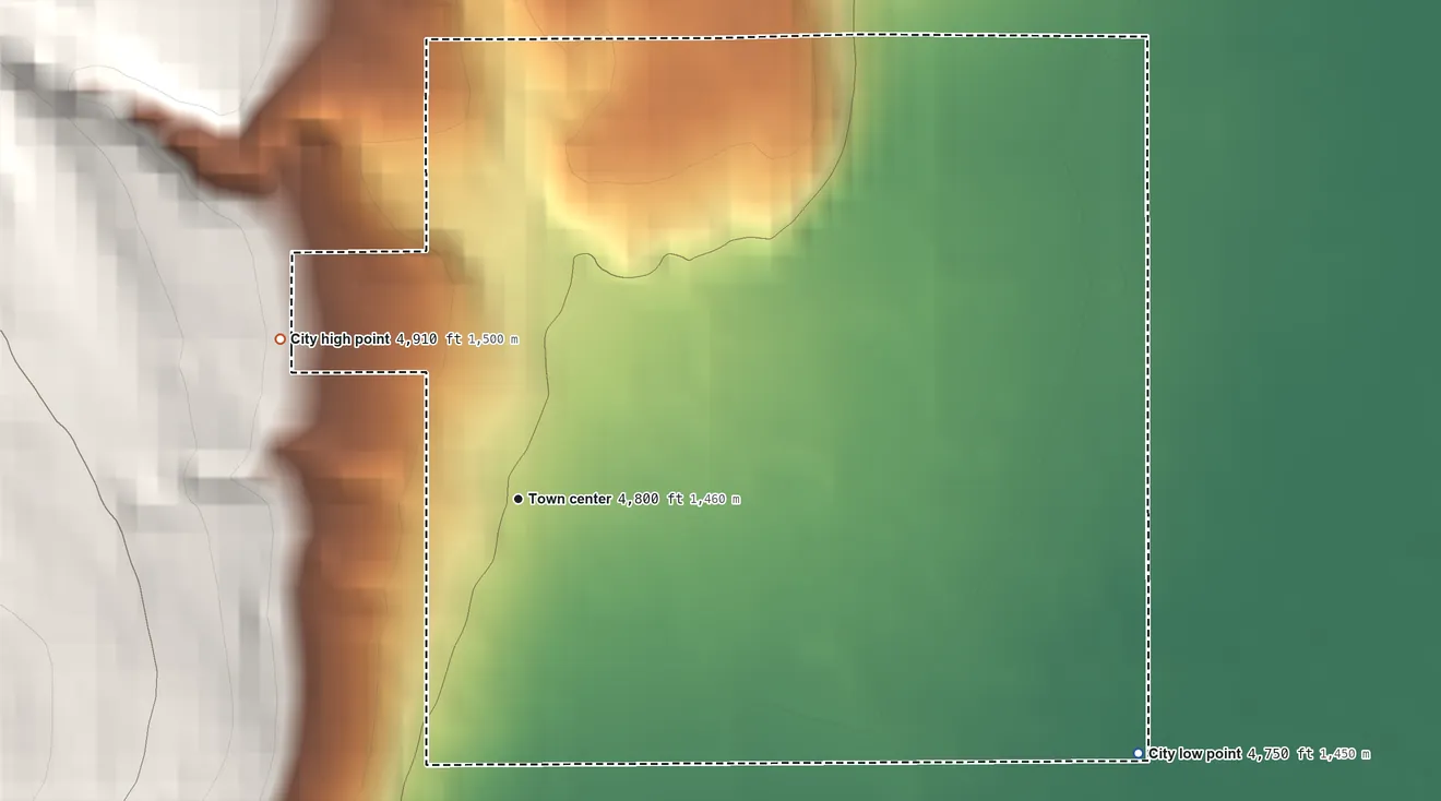 Topographic elevation map of Oxford, Idaho, shaded from 4,750 ft on the east side to 4,910 ft at the foot of the Malad Range