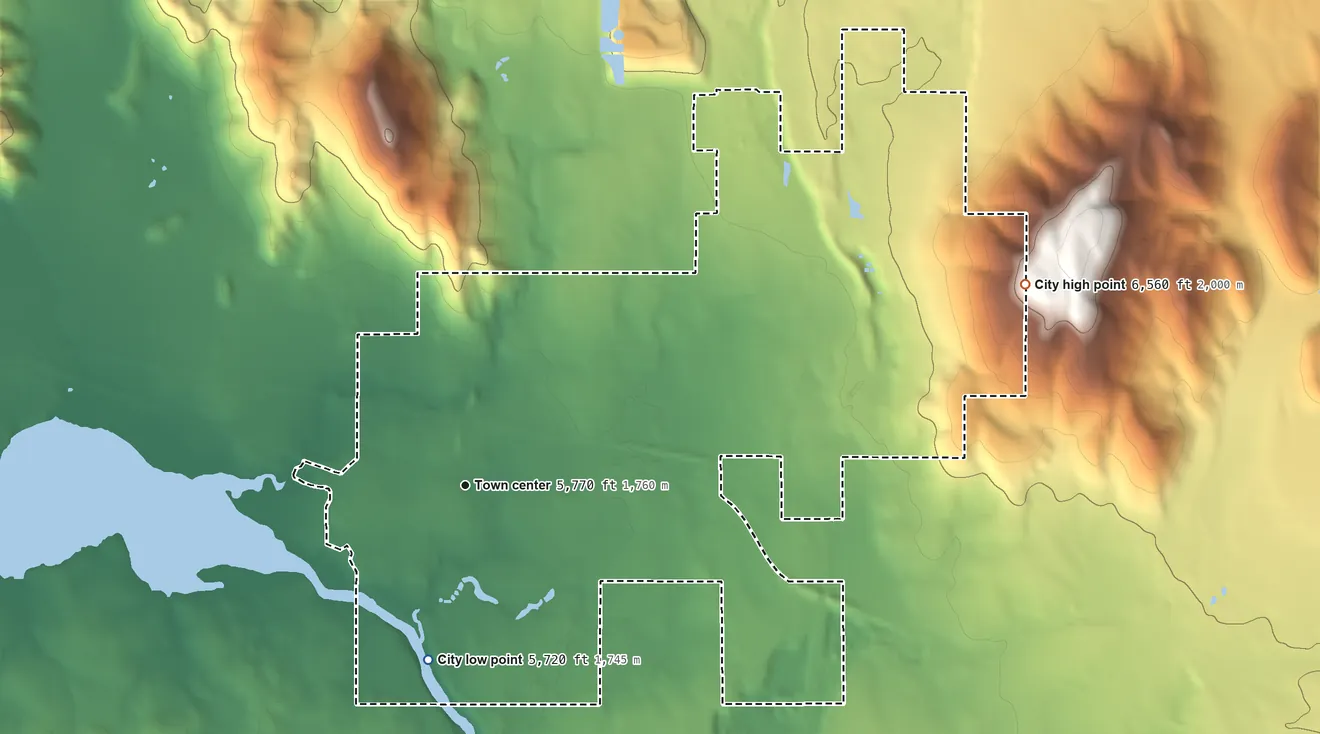 Topographic elevation map of Soda Springs, Idaho, shaded from 5,720 ft on the south side to 6,560 ft on the east side