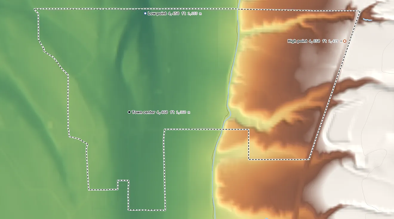 Topographic elevation map of Tyhee, Idaho, shaded from 4,450 ft on the north side to 4,650 ft at the foot of the Pocatello Range