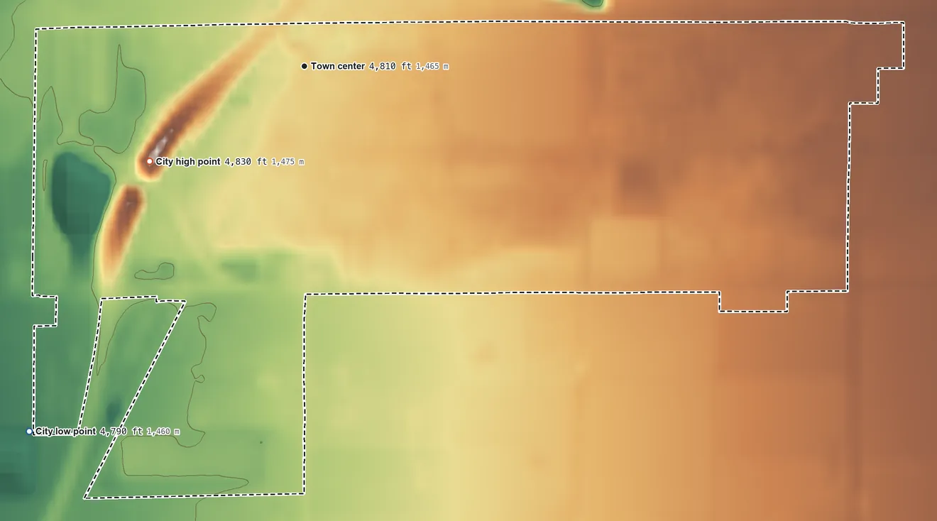 Topographic elevation map of Ucon, Idaho, shaded from 4,790 ft on the southwest side to 4,830 ft on the southwest side