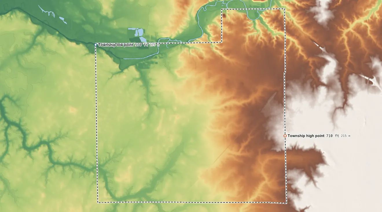 Topographic elevation map of Blue Mound Township, Illinois, shaded from 570 ft on the northwest side to 710 ft on the southeast side