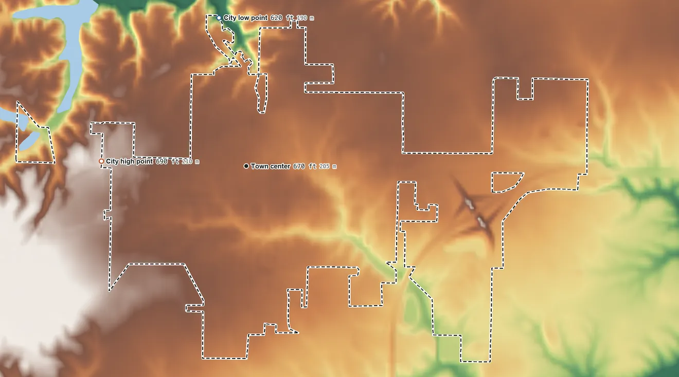 Topographic elevation map of Carthage, Illinois, shaded from 620 ft on the north side to 690 ft on the west side