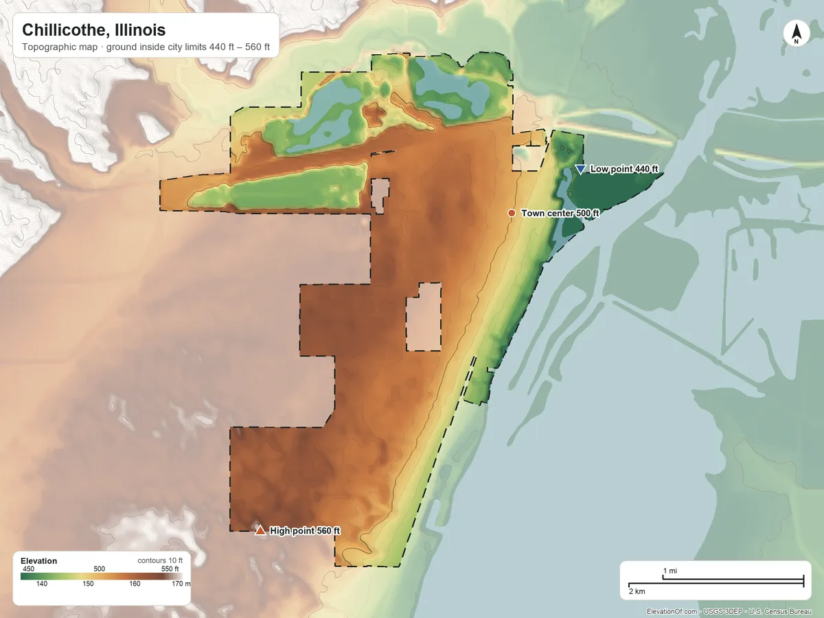 Topographic elevation map of Chillicothe, Illinois, shaded from 440 ft on the northeast side to 560 ft on the southwest side