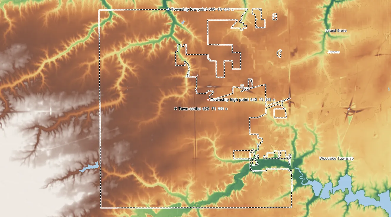 Topographic elevation map of Curran Township, Illinois, shaded from 560 ft on the north side to 640 ft on the east side