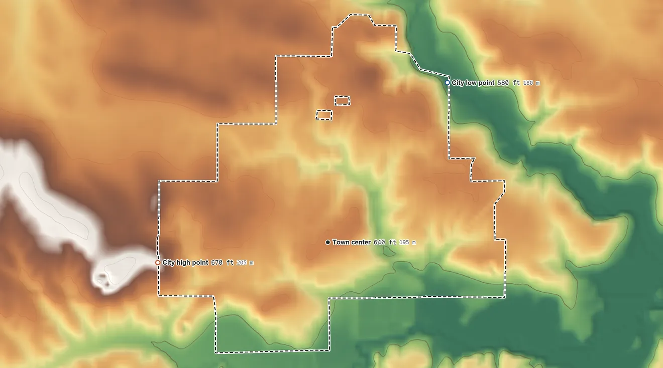 Topographic elevation map of Elmwood, Illinois, shaded from 580 ft on the northeast side to 670 ft on the west side