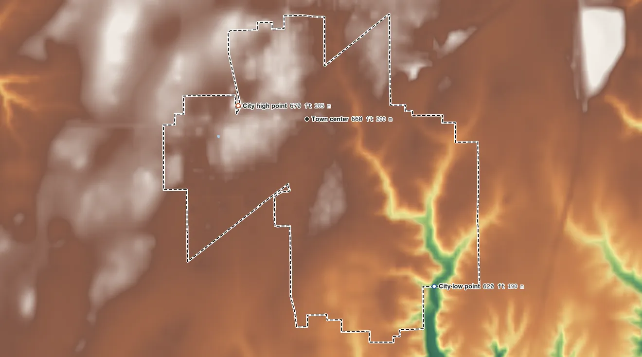 Topographic elevation map of Gillespie, Illinois, shaded from 620 ft on the southeast side to 670 ft on the west side
