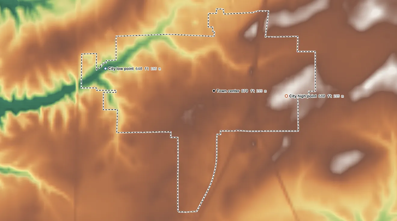 Topographic elevation map of Girard, Illinois, shaded from 640 ft on the west side to 680 ft on the east side