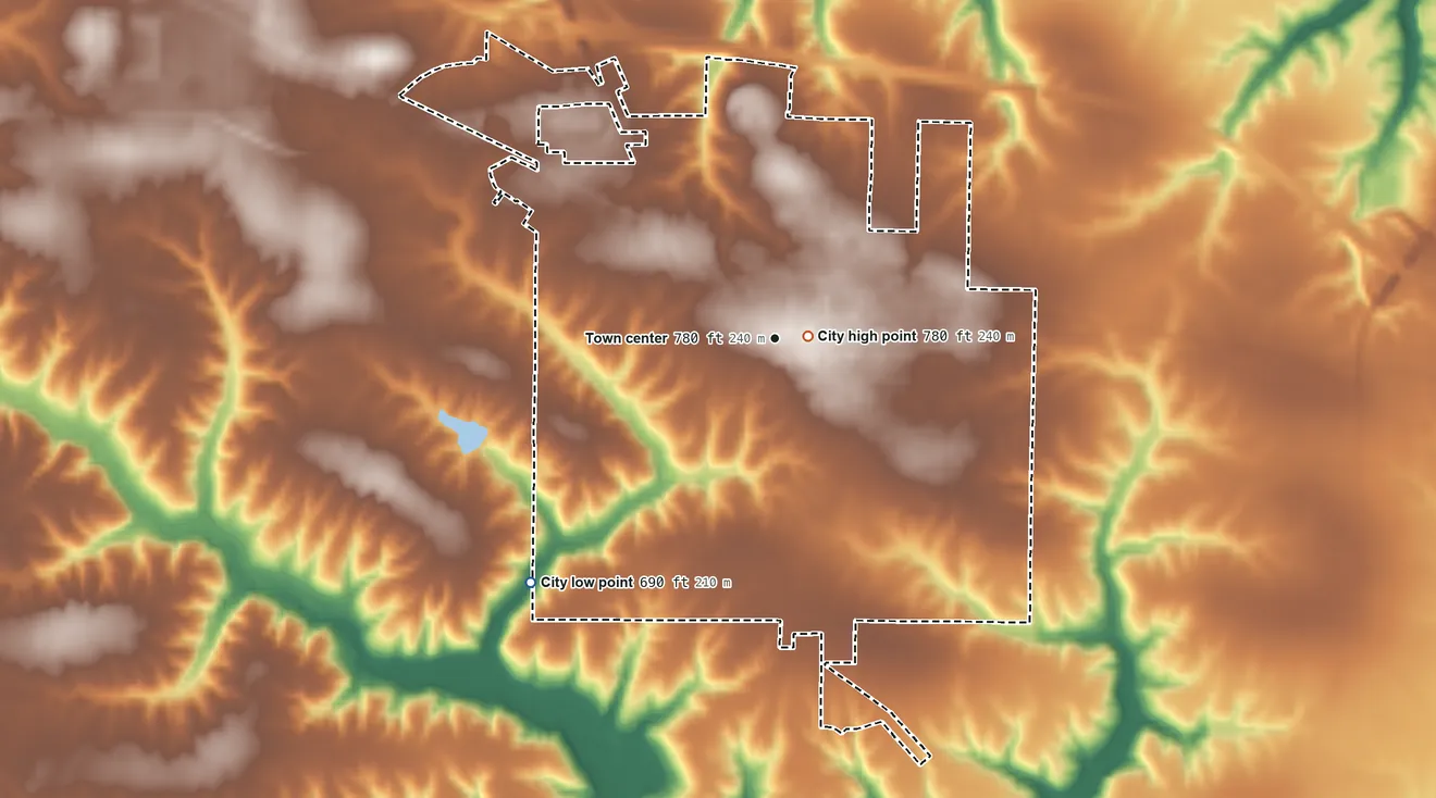 Topographic elevation map of Knoxville, Illinois, shaded from 690 ft on the southwest side to 780 ft near the middle