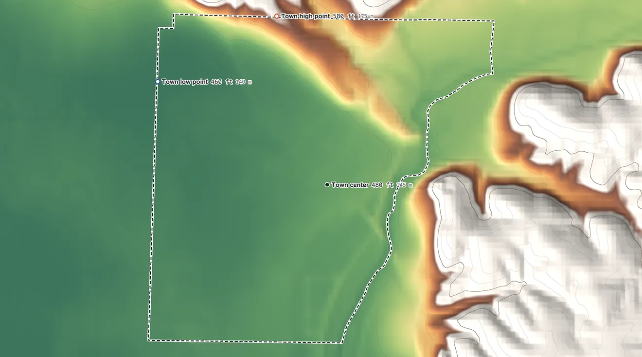 Topographic elevation map of New Canton, Illinois, shaded from 460 ft on the northwest side to 580 ft on the north side