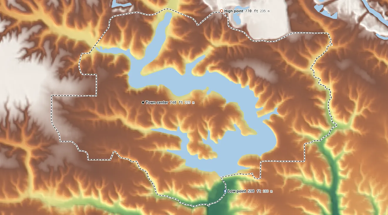 Topographic elevation map of Oak Run, Illinois, shaded from 590 ft on the southeast side to 770 ft on the northeast side