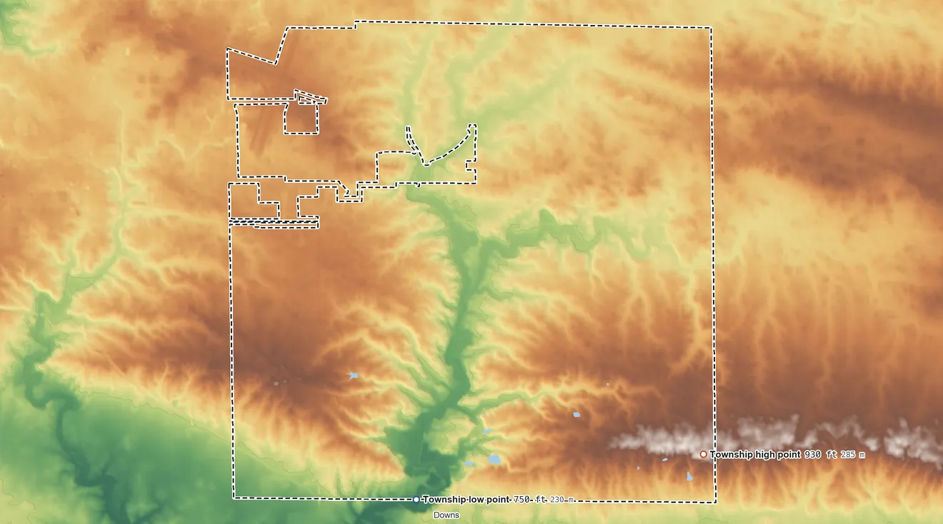 Topographic elevation map of Old Town Township, Illinois, shaded from 750 ft on the south side to 930 ft on the east side