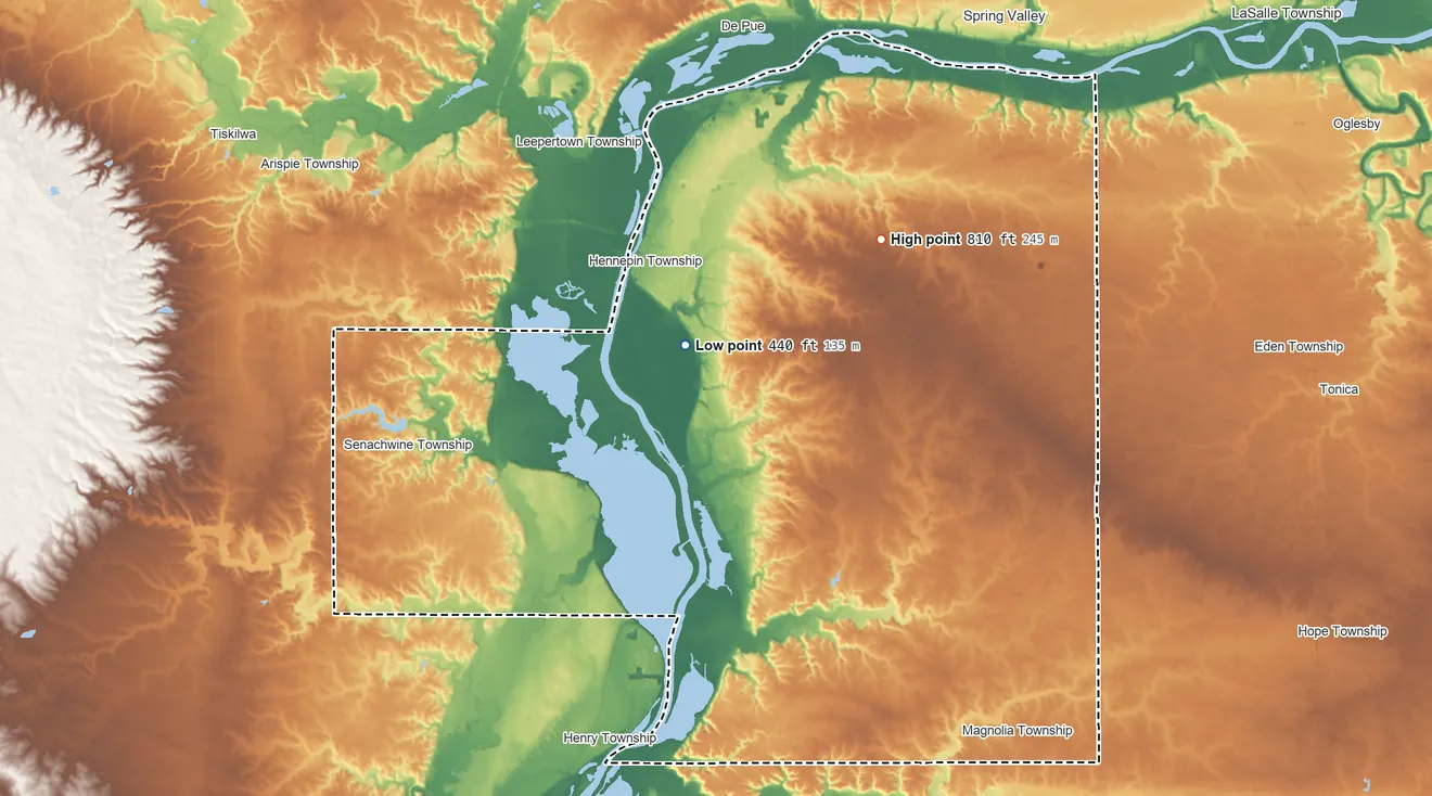 Topographic elevation map of Putnam County, Illinois, shaded from 440 ft near the middle to 810 ft on the northeast side