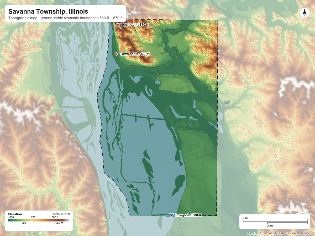 Topographic elevation map of Savanna Township, Illinois, shaded from 580 ft on the south side to 870 ft on the north side