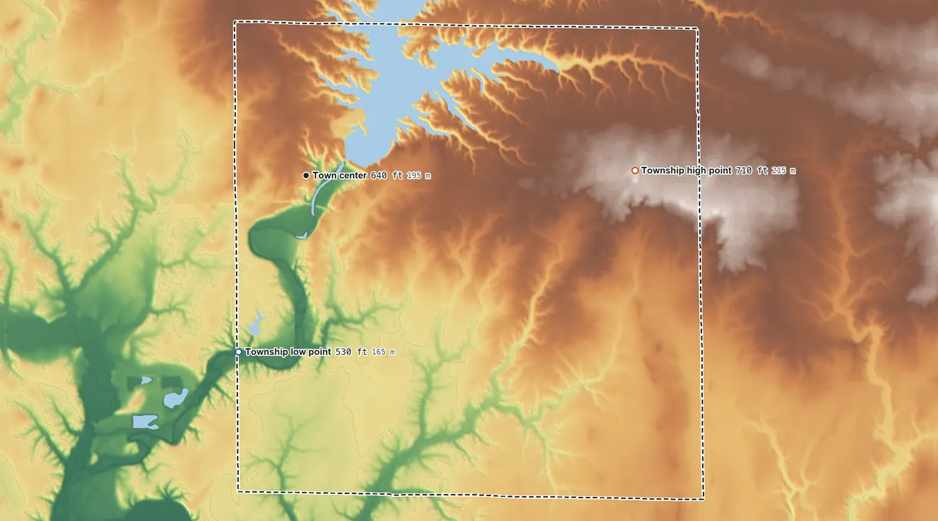 Topographic elevation map of Shelbyville Township, Illinois, shaded from 530 ft on the south side to 710 ft on the east side