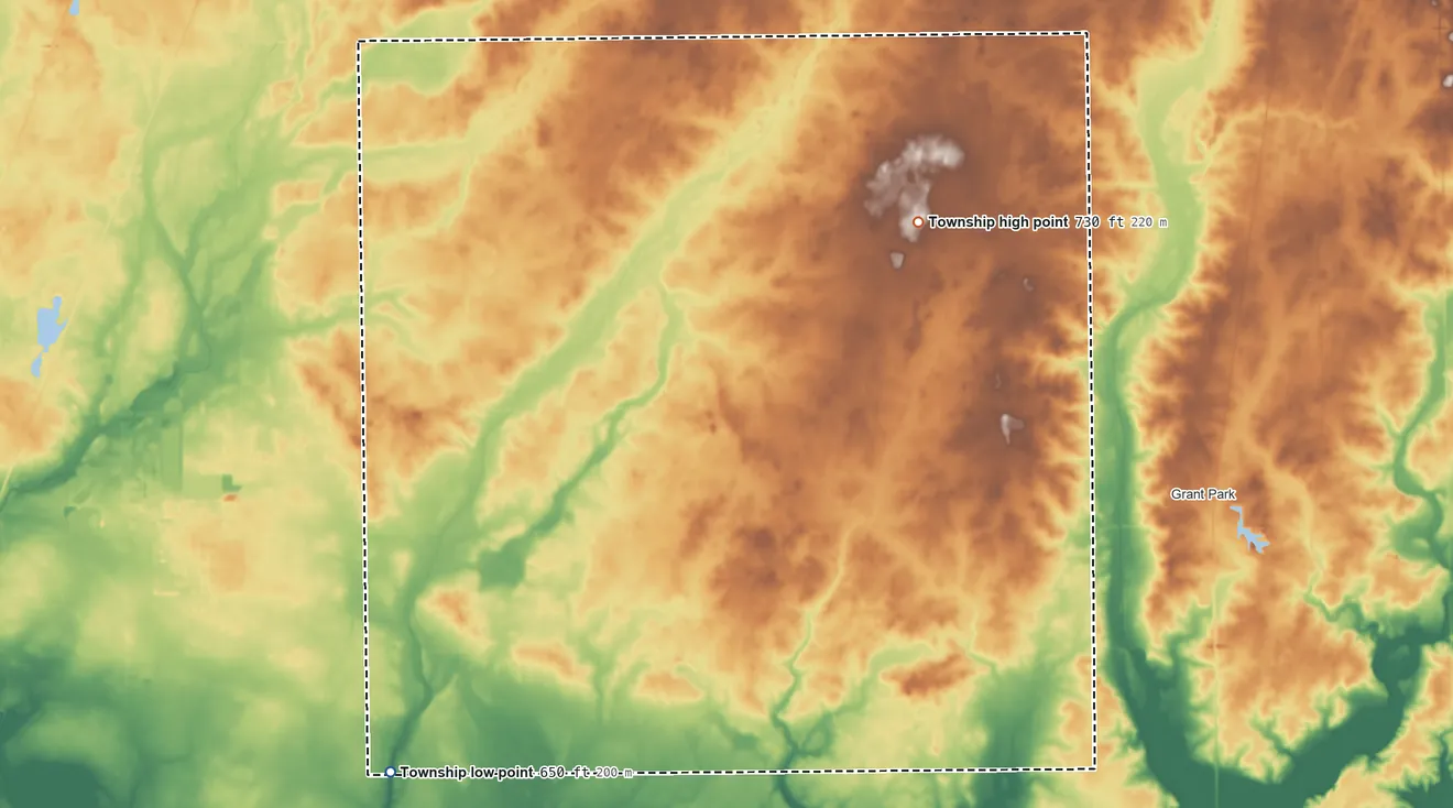 Topographic elevation map of Sumner Township, Illinois, shaded from 650 ft on the southwest side to 730 ft on the northeast side