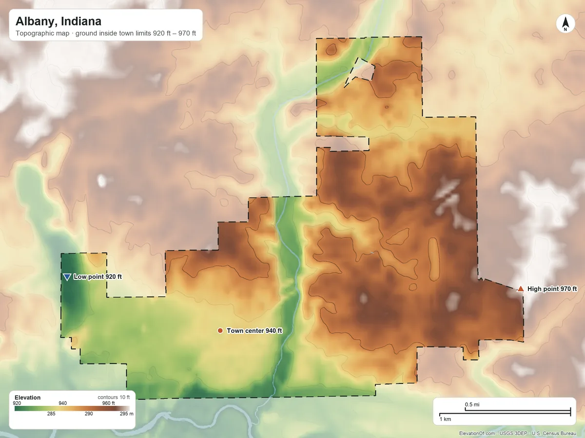 Topographic elevation map of Albany, Indiana, shaded from 920 ft on the west side to 970 ft on the east side