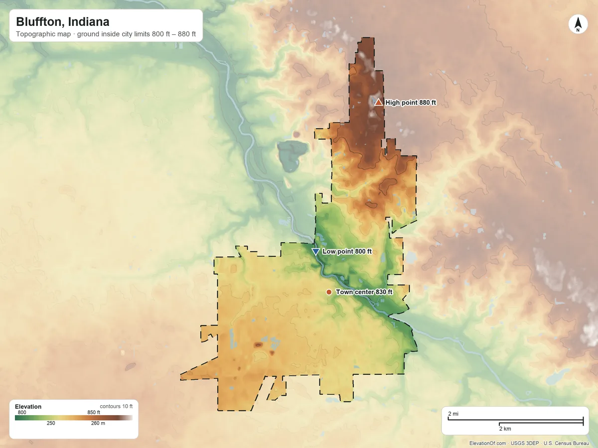 Topographic elevation map of Bluffton, Indiana, shaded from 800 ft near the middle to 880 ft on the north side