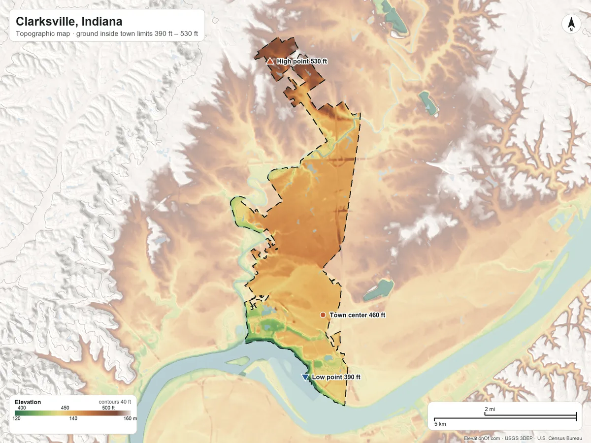 Topographic elevation map of Clarksville, Indiana, shaded from 390 ft on the south side to 530 ft on the north edge, below higher ground just outside