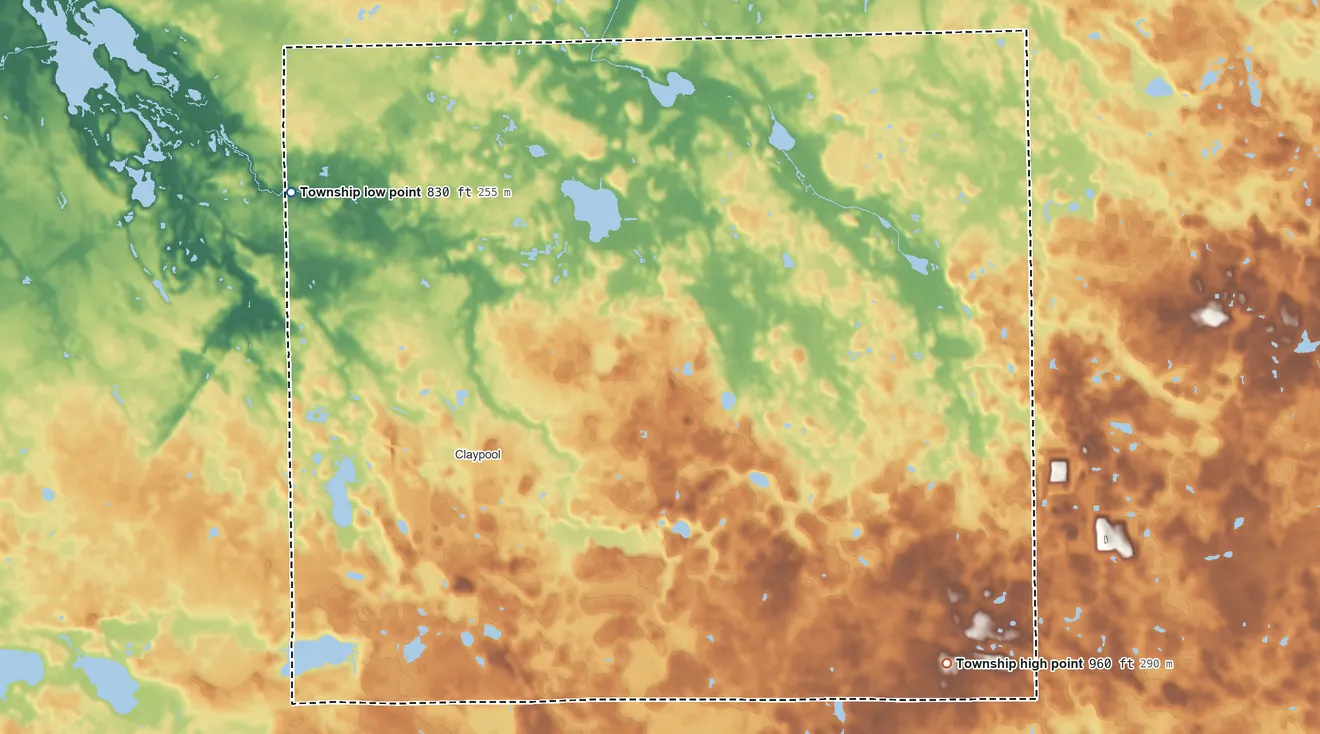 Topographic elevation map of Clay Township, Kosciusko County, Indiana, shaded from 830 ft on the northwest side to 960 ft on the southeast side