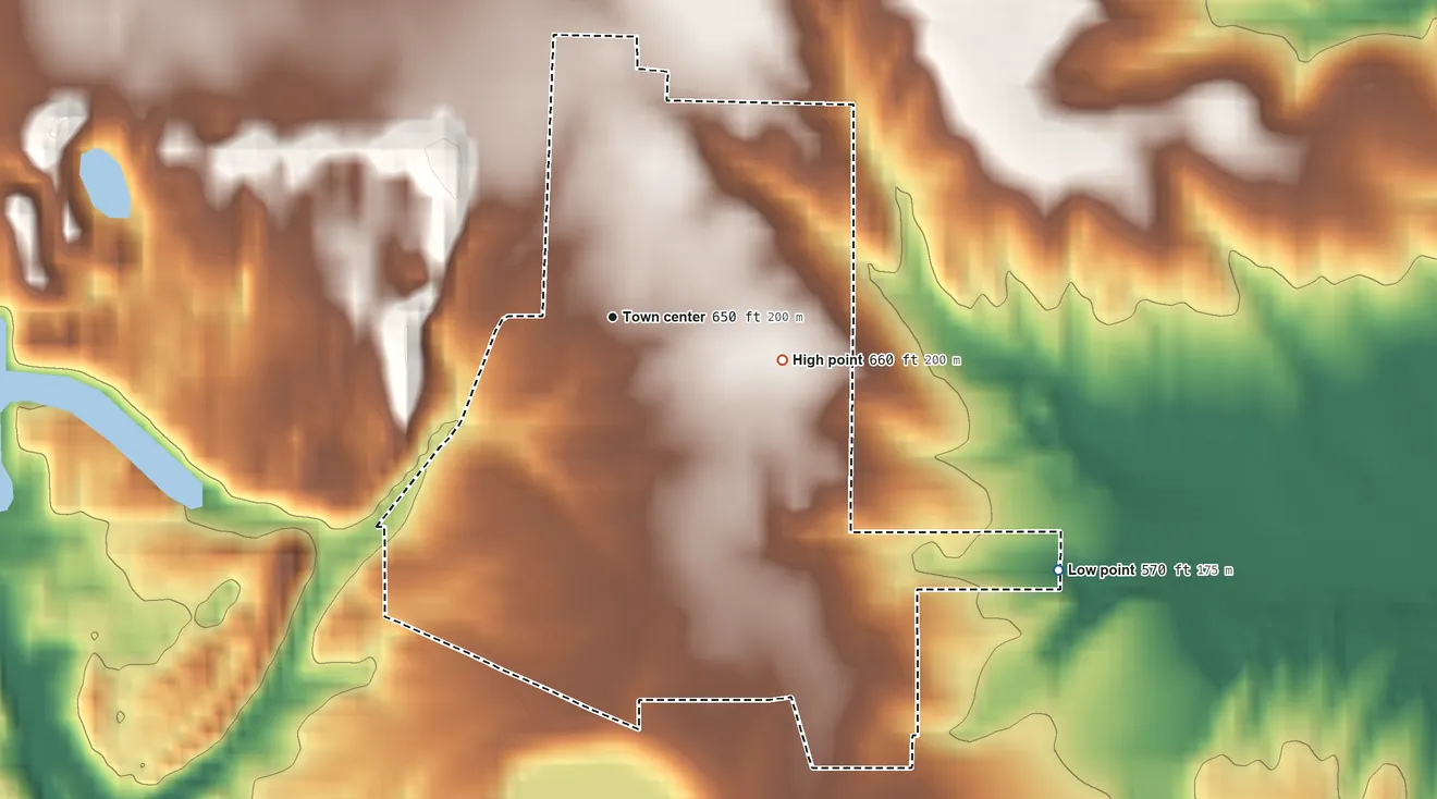 Topographic elevation map of Coal City, Indiana, shaded from 570 ft on the southeast side to 660 ft on the east side