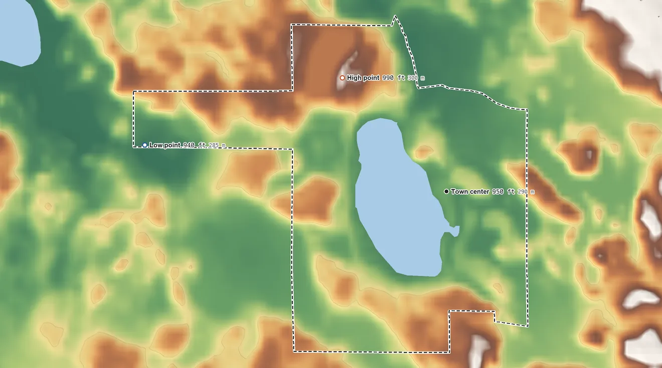 Topographic elevation map of Cree Lake, Indiana, shaded from 940 ft on the west side to 990 ft on the northwest side