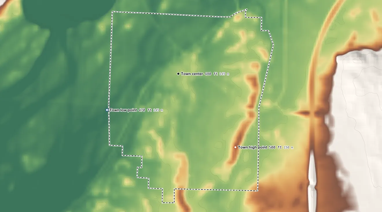 Topographic elevation map of Elnora, Indiana, shaded from 470 ft on the southwest side to 500 ft on the southeast side