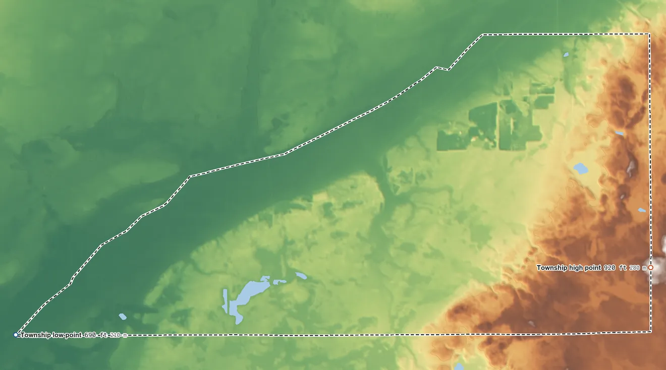 Topographic elevation map of Greene Township, Indiana, shaded from 690 ft on the west side to 920 ft on the southeast side