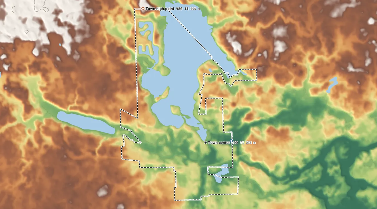 Topographic elevation map of Hamilton, Indiana, shaded from 880 ft on the east side to 980 ft on the northwest side